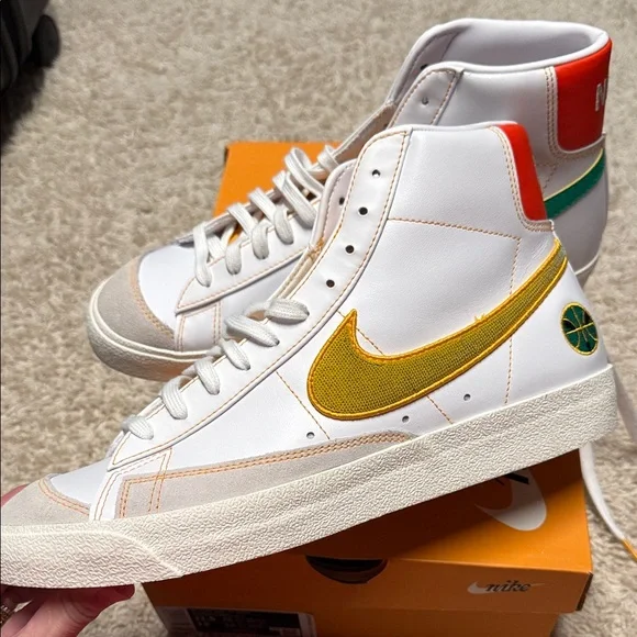 Nike Blazer Mid ‘77 Vintage White High Tops with Gold and Green Accents - Picture 2 of 6